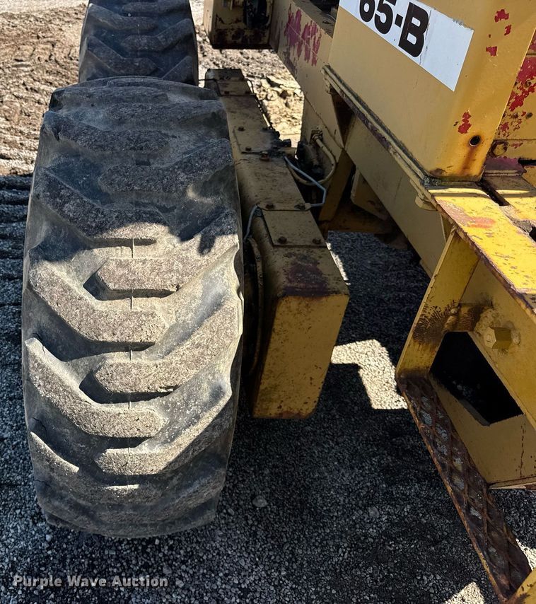 image for item EF1980 1987 FiatAllis 65-B rigid frame motor grader