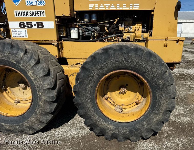 image for item EF1980 1987 FiatAllis 65-B rigid frame motor grader