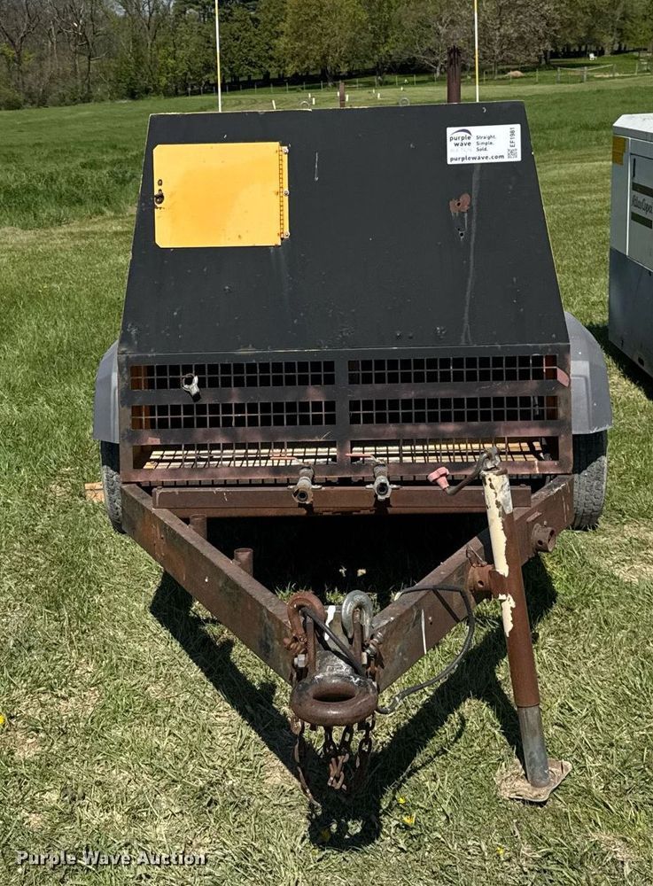 image for item EF1981 Atlas Copco XAS90 air compressor