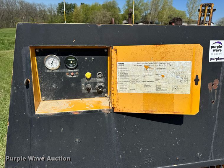 image for item EF1981 Atlas Copco XAS90 air compressor