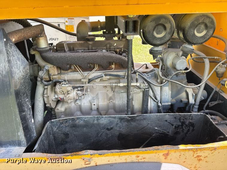 image for item EF1981 Atlas Copco XAS90 air compressor