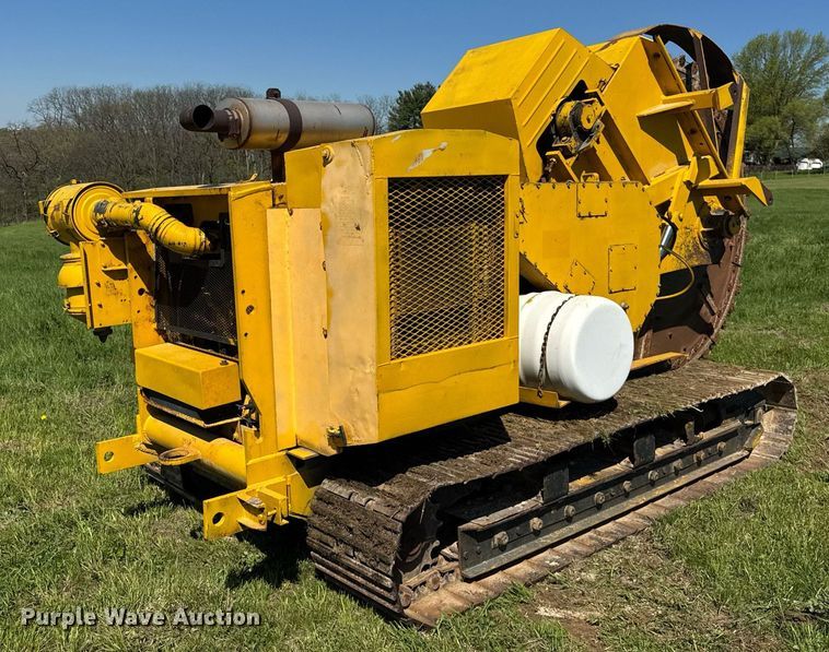 image for item EF1982 1987 Vermeer T600D rock saw