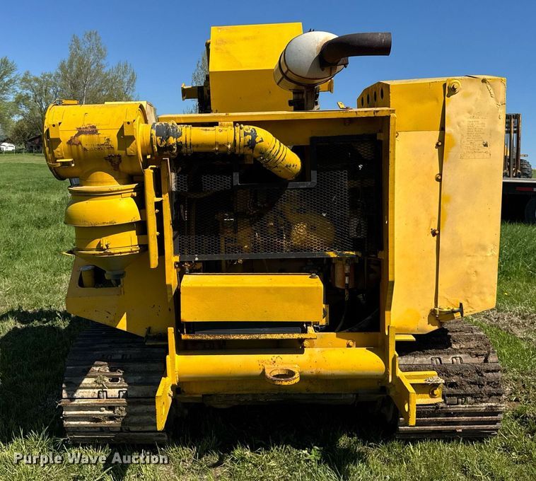 image for item EF1982 1987 Vermeer T600D rock saw