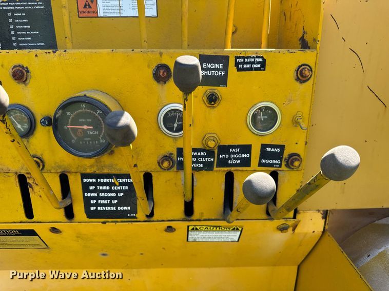 image for item EF1982 1987 Vermeer T600D rock saw