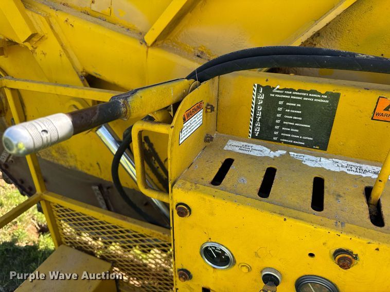 image for item EF1982 1987 Vermeer T600D rock saw