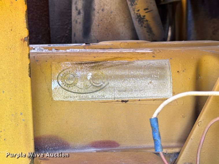 image for item EF1982 1987 Vermeer T600D rock saw