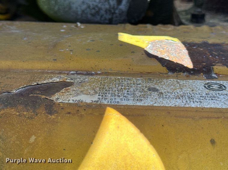 image for item EF1982 1987 Vermeer T600D rock saw