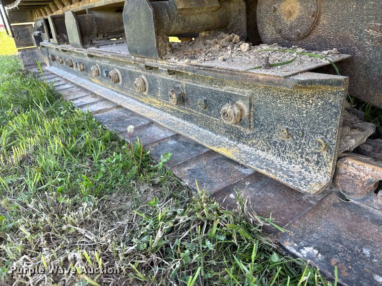 image for item EF1982 1987 Vermeer T600D rock saw