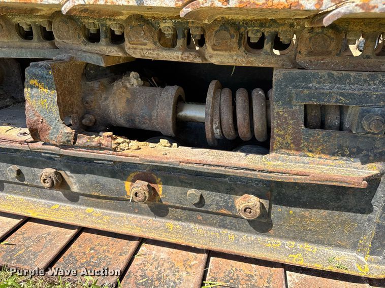 image for item EF1982 1987 Vermeer T600D rock saw