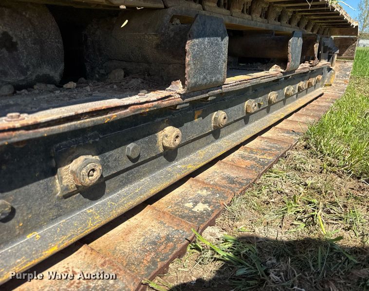 image for item EF1982 1987 Vermeer T600D rock saw