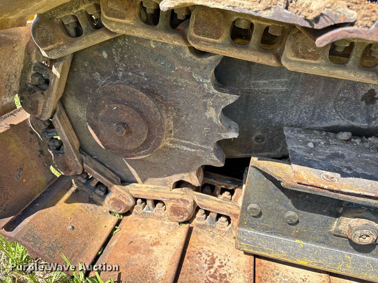 image for item EF1982 1987 Vermeer T600D rock saw