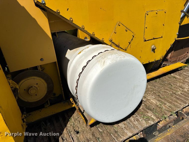 image for item EF1982 1987 Vermeer T600D rock saw