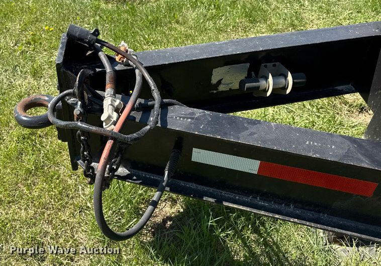 image for item EF1984 1998 Towmaster T24 equipment trailer