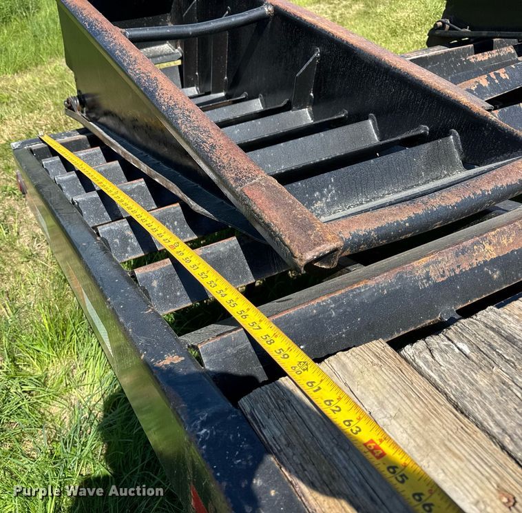 image for item EF1984 1998 Towmaster T24 equipment trailer