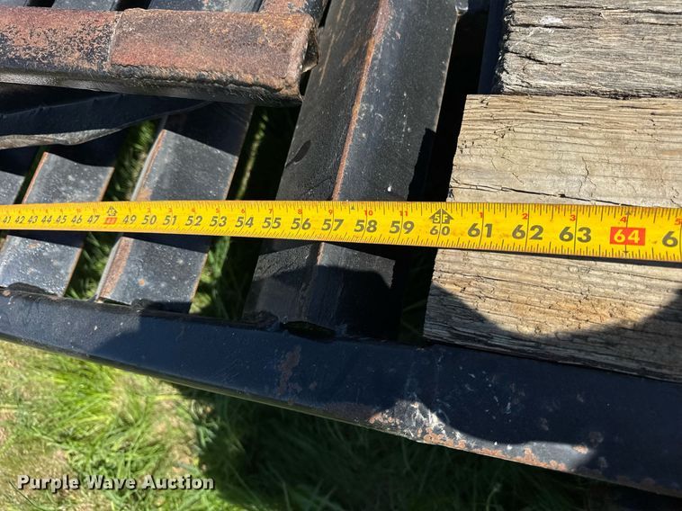 image for item EF1984 1998 Towmaster T24 equipment trailer