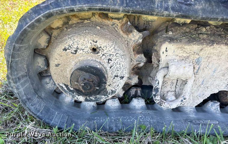 image for item EF1985 2008 Ditch Witch XT850 mini excavator / tool carrier