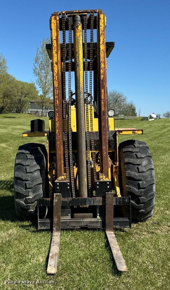 image for item EF1986 1973 Case 584 forklift