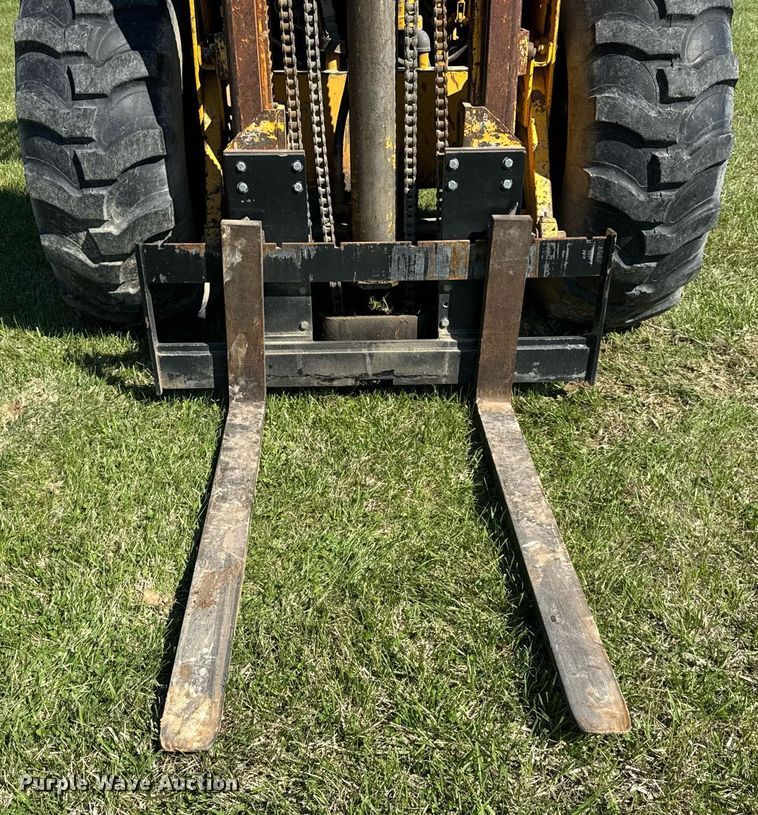 image for item EF1986 1973 Case 584 forklift