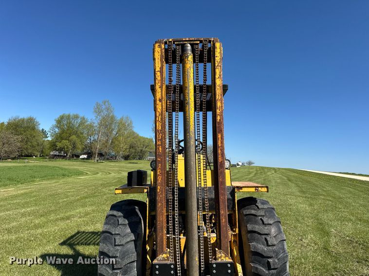 image for item EF1986 1973 Case 584 forklift