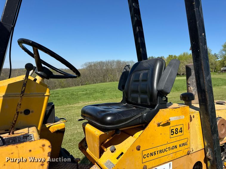 image for item EF1986 1973 Case 584 forklift