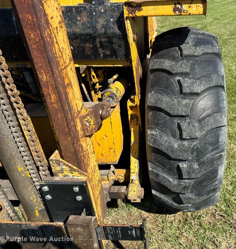 image for item EF1986 1973 Case 584 forklift