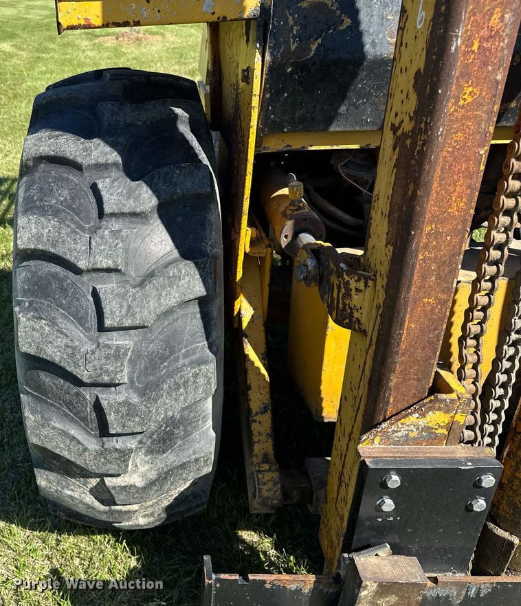 image for item EF1986 1973 Case 584 forklift