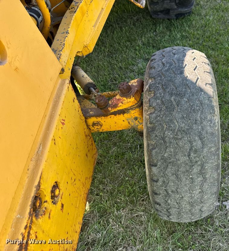 image for item EF1986 1973 Case 584 forklift