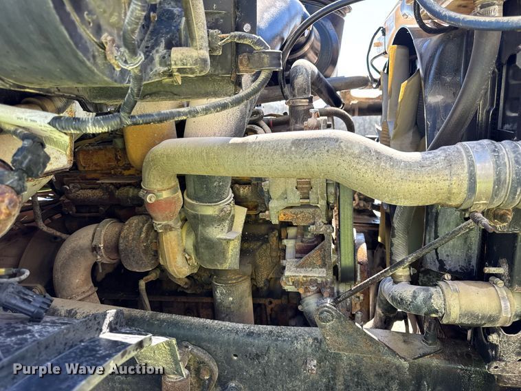 image for item EF1987 1998 Ford L8501 flatbed truck