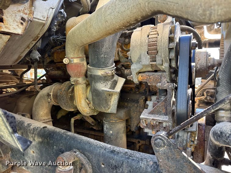 image for item EF1987 1998 Ford L8501 flatbed truck