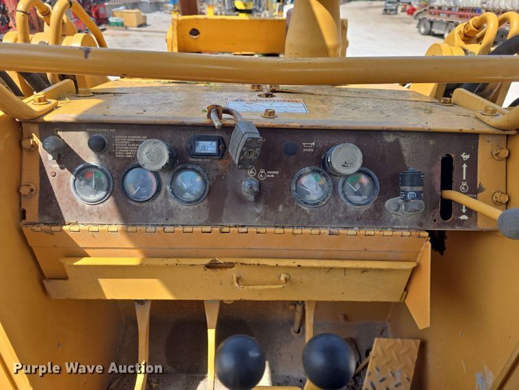 image for item EF3485 Case 855D track loader