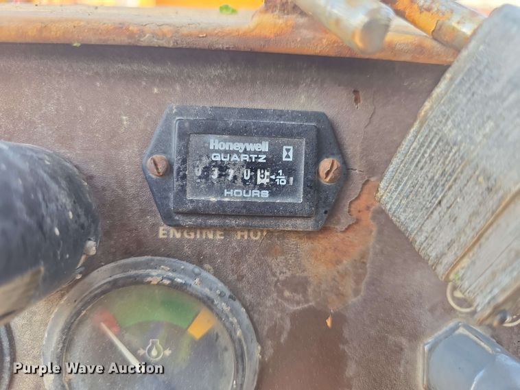 image for item EF3485 Case 855D track loader