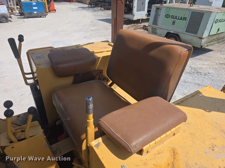 image for item EF3485 Case 855D track loader