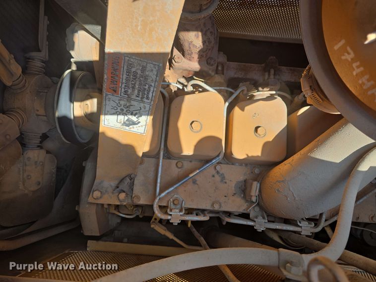 image for item EF3485 Case 855D track loader