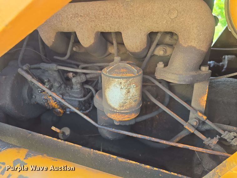 image for item EF3488 1969 Case D450 track loader