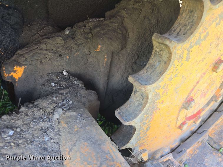 image for item EF3488 1969 Case D450 track loader