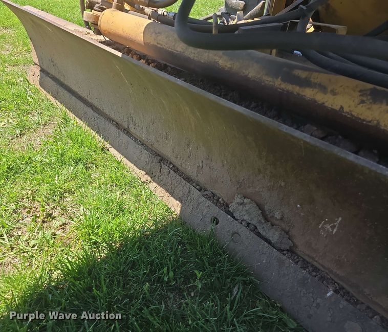 image for item EF3491 2004 PSI M413XT maintainer