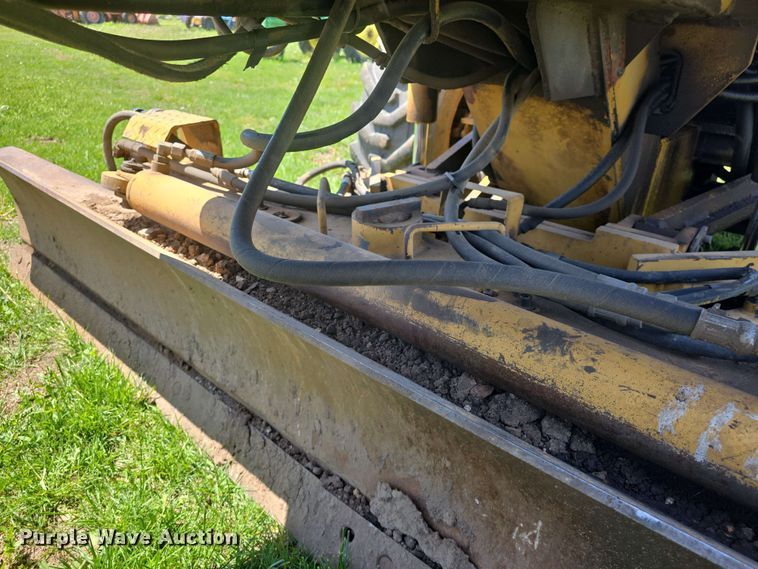 image for item EF3491 2004 PSI M413XT maintainer