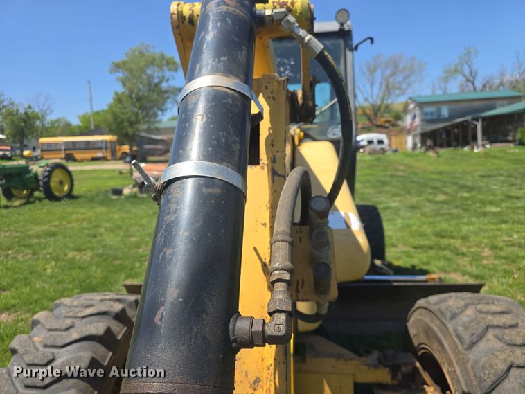 image for item EF3491 2004 PSI M413XT maintainer