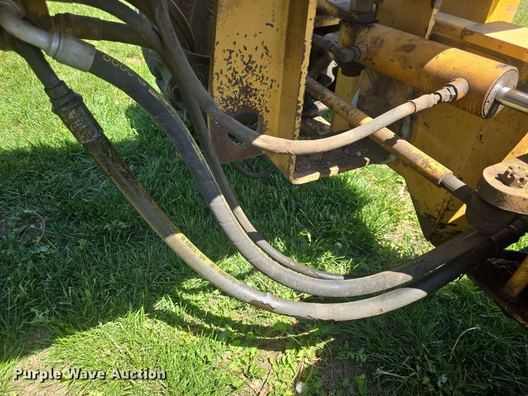 image for item EF3491 2004 PSI M413XT maintainer