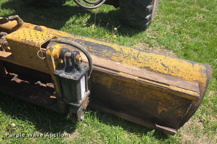 image for item EF3491 2004 PSI M413XT maintainer