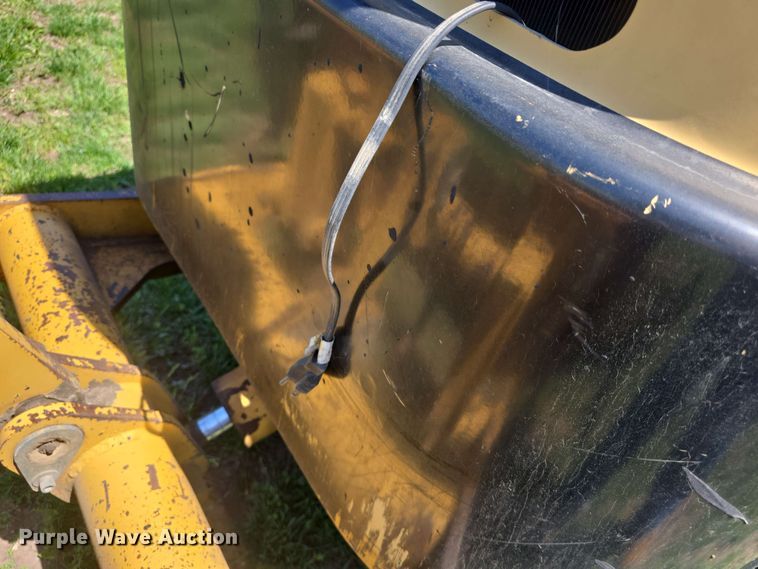 image for item EF3491 2004 PSI M413XT maintainer