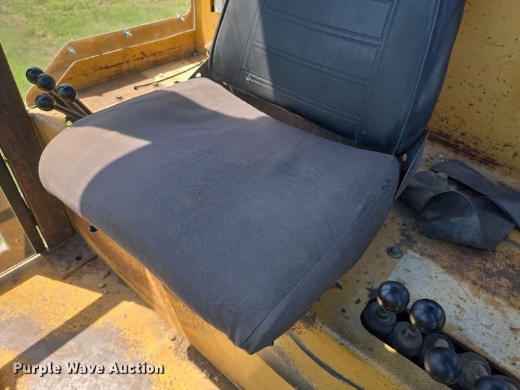 image for item EF3491 2004 PSI M413XT maintainer