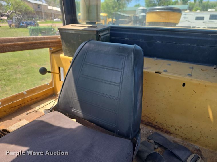 image for item EF3491 2004 PSI M413XT maintainer