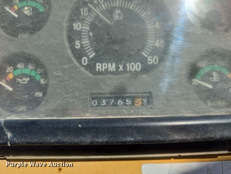 image for item EF3491 2004 PSI M413XT maintainer