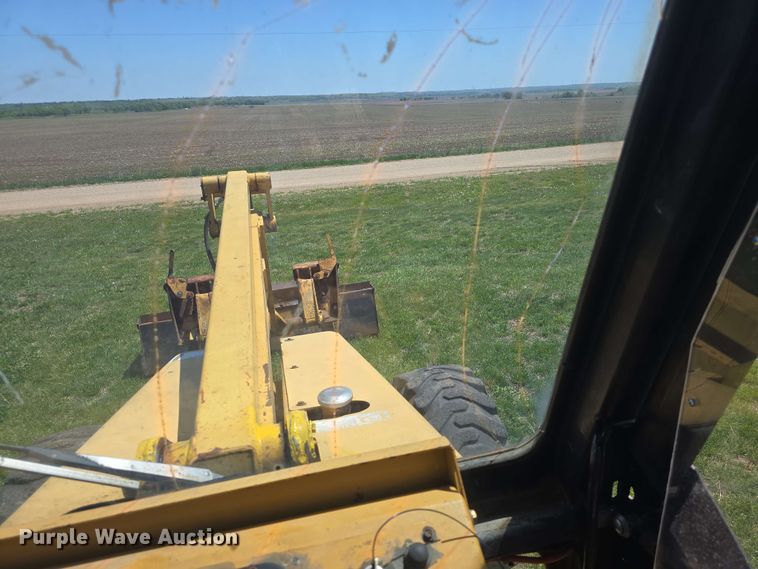 image for item EF3491 2004 PSI M413XT maintainer