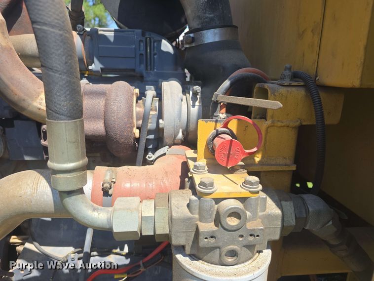 image for item EF3491 2004 PSI M413XT maintainer