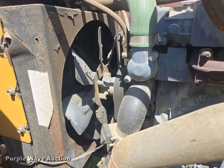 image for item EF3491 2004 PSI M413XT maintainer