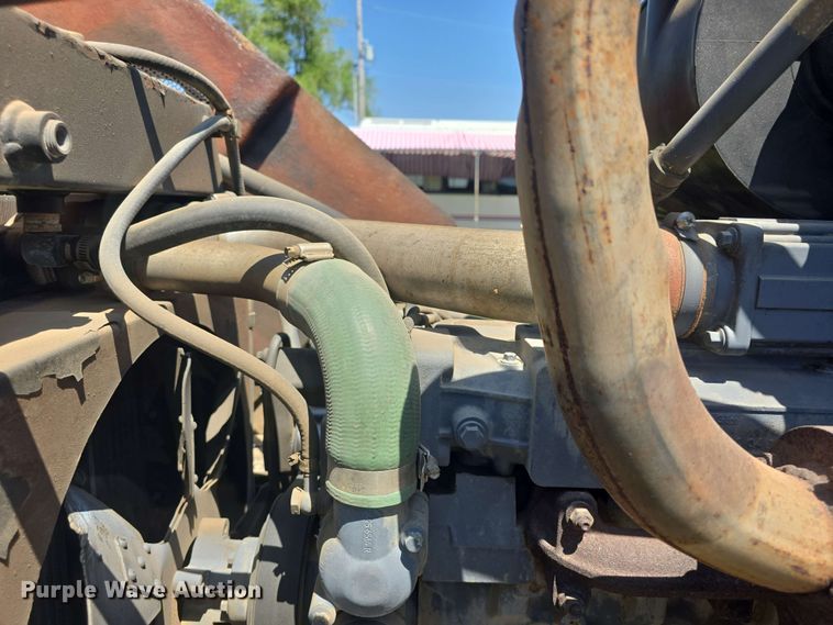 image for item EF3491 2004 PSI M413XT maintainer