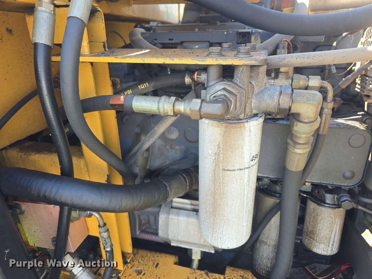 image for item EF3491 2004 PSI M413XT maintainer