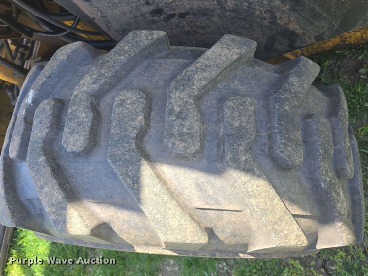 image for item EF3491 2004 PSI M413XT maintainer